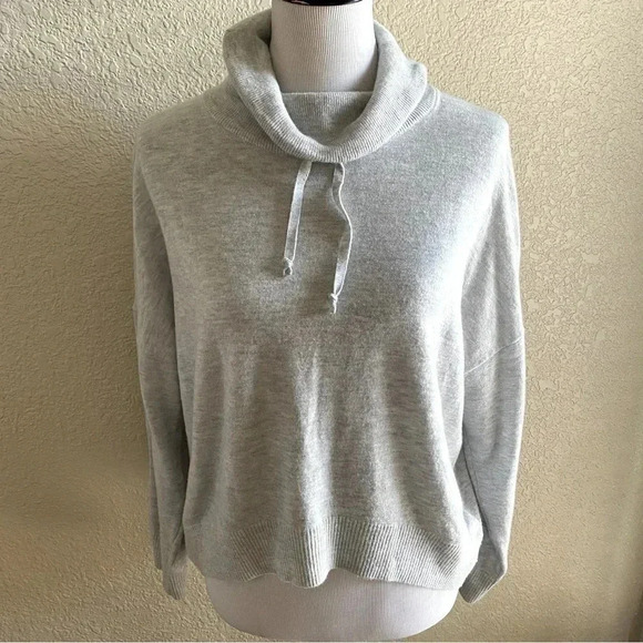 LOVE by Gap Rainbow Sleeve Merino Knit Sweater Turtle Neck Pullover Gray: Medium - Picture 1 of 9